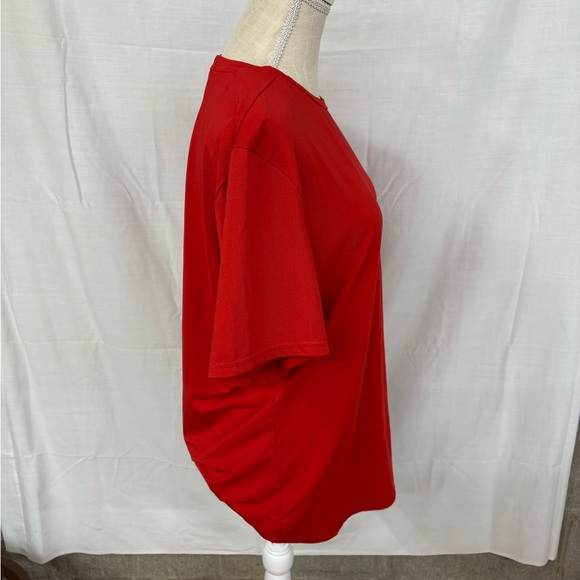 Gymshark Men's Bright Red Short Sleeve Crew Tee - Picture 6 of 11